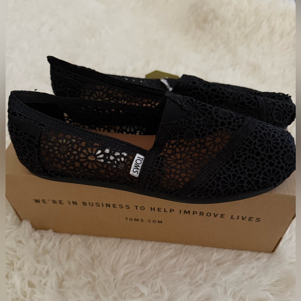 Tom’s Women’s Morracan Black Shoe Size 8.5 NWT - Picture 4 of 4